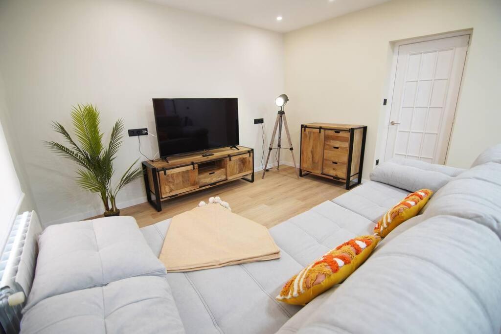 Apartamentos 2K - Apartamento En Muelle Olabeaga Bilbao Buitenkant foto